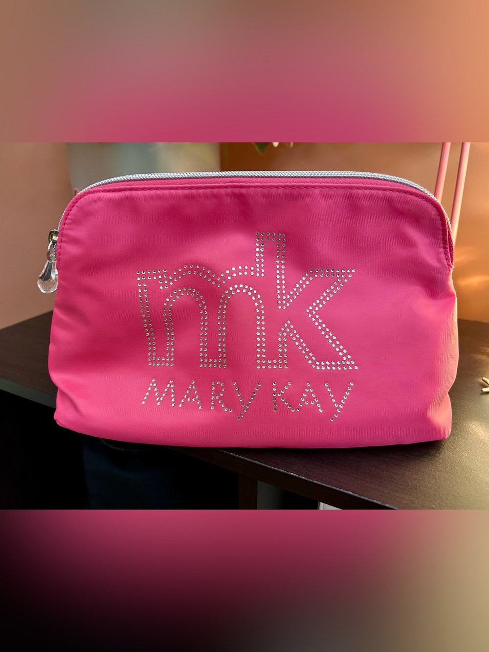 Mary Kay Hot Pink Rhinestone 'mk' Makeup Pouch - Picture 6 of 6